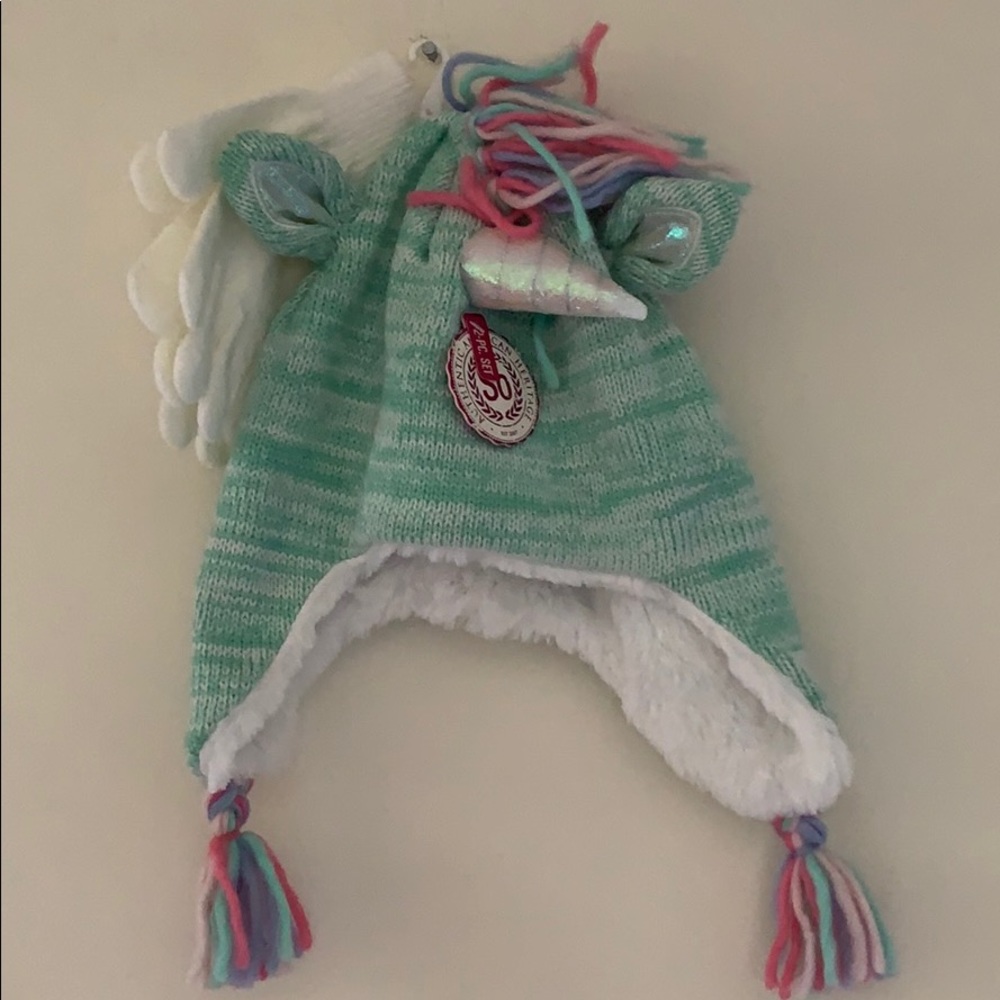 SO Unicorn Winter Hat and Gloves Set